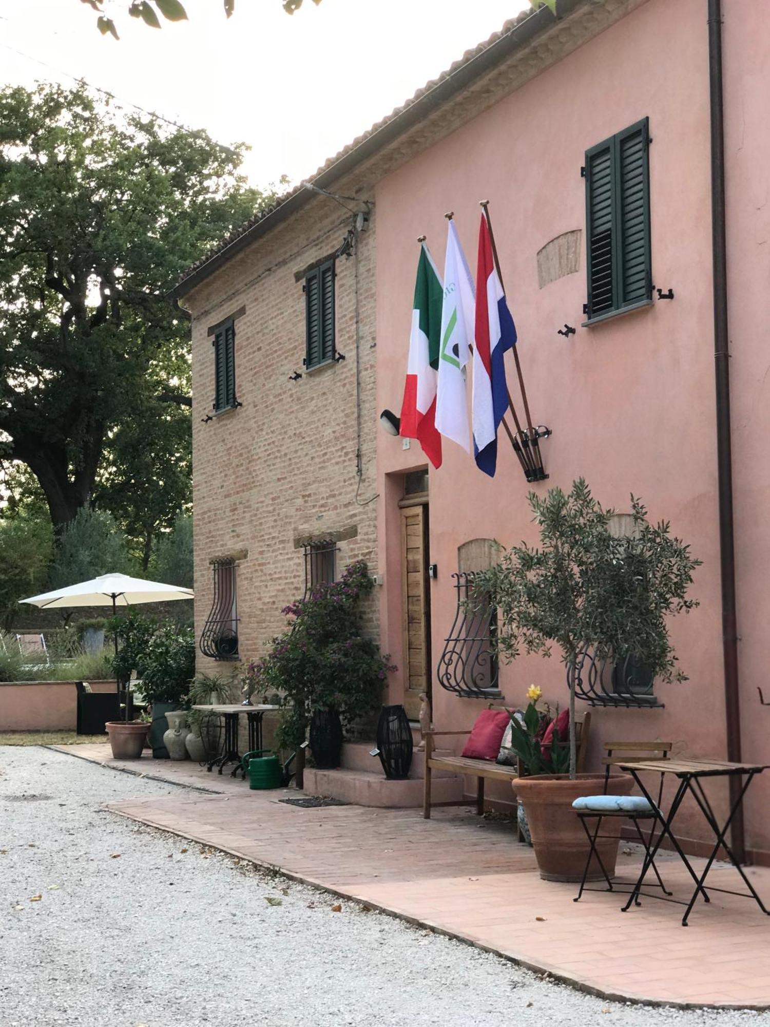 Bed and Breakfast Il Posto Perfetto Santa Maria Nuova  Exterior foto